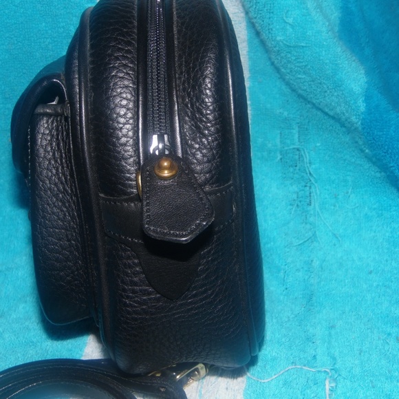 Vintage Dooney and Bourke Mini Explorer Camera Bag - Picture 4 of 6